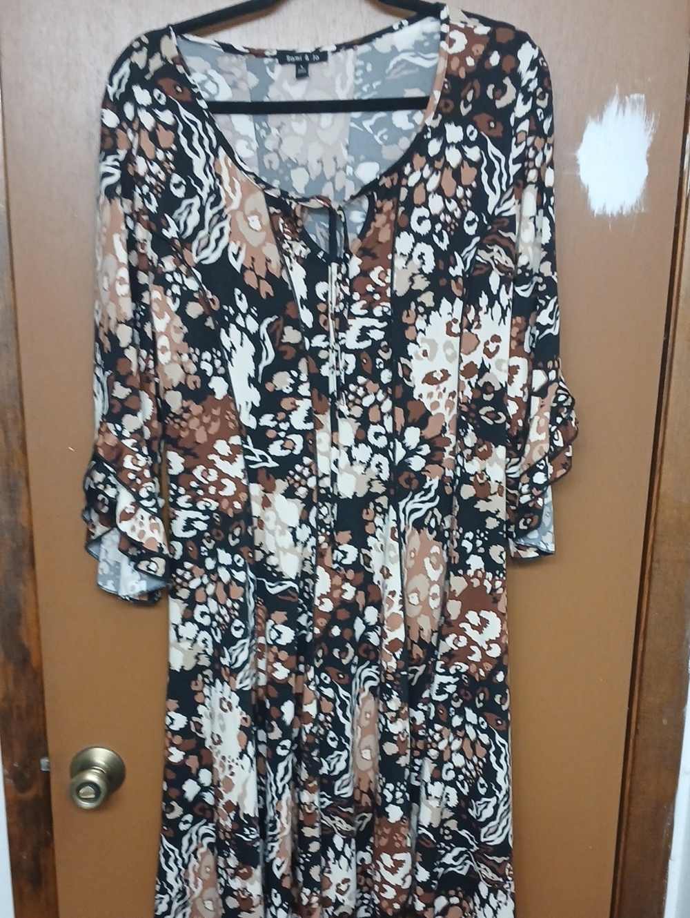 Sami & Jo Brown, Black & Cream Floral Midi Dress